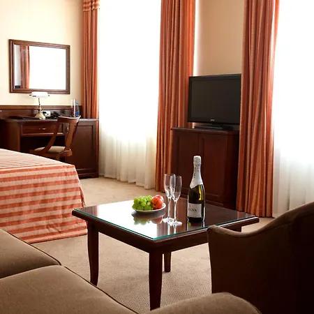 Cityclub Hotel Tiraspol Extérieur photo